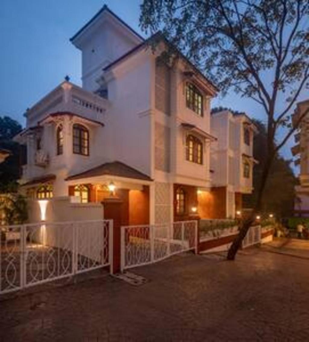 Fortune Villa D -Luxurious 5 Bhk Villa In Candolim Nerul  外观 照片